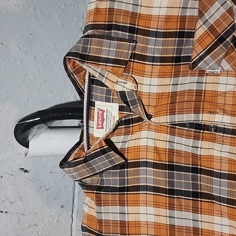 Levi's long sleeve shirt